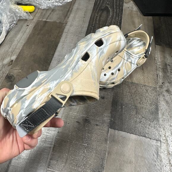 Crocs Classic All Terrain Marbled Clogs Unisex Streetwear size M7-W9 - Picture 14 of 16